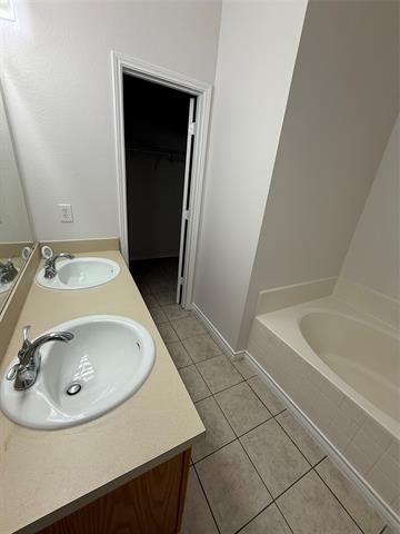 Building Photo - 206 Charleston Dr