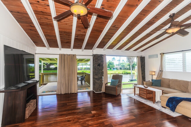 Building Photo - 372 Ilimalia Loop