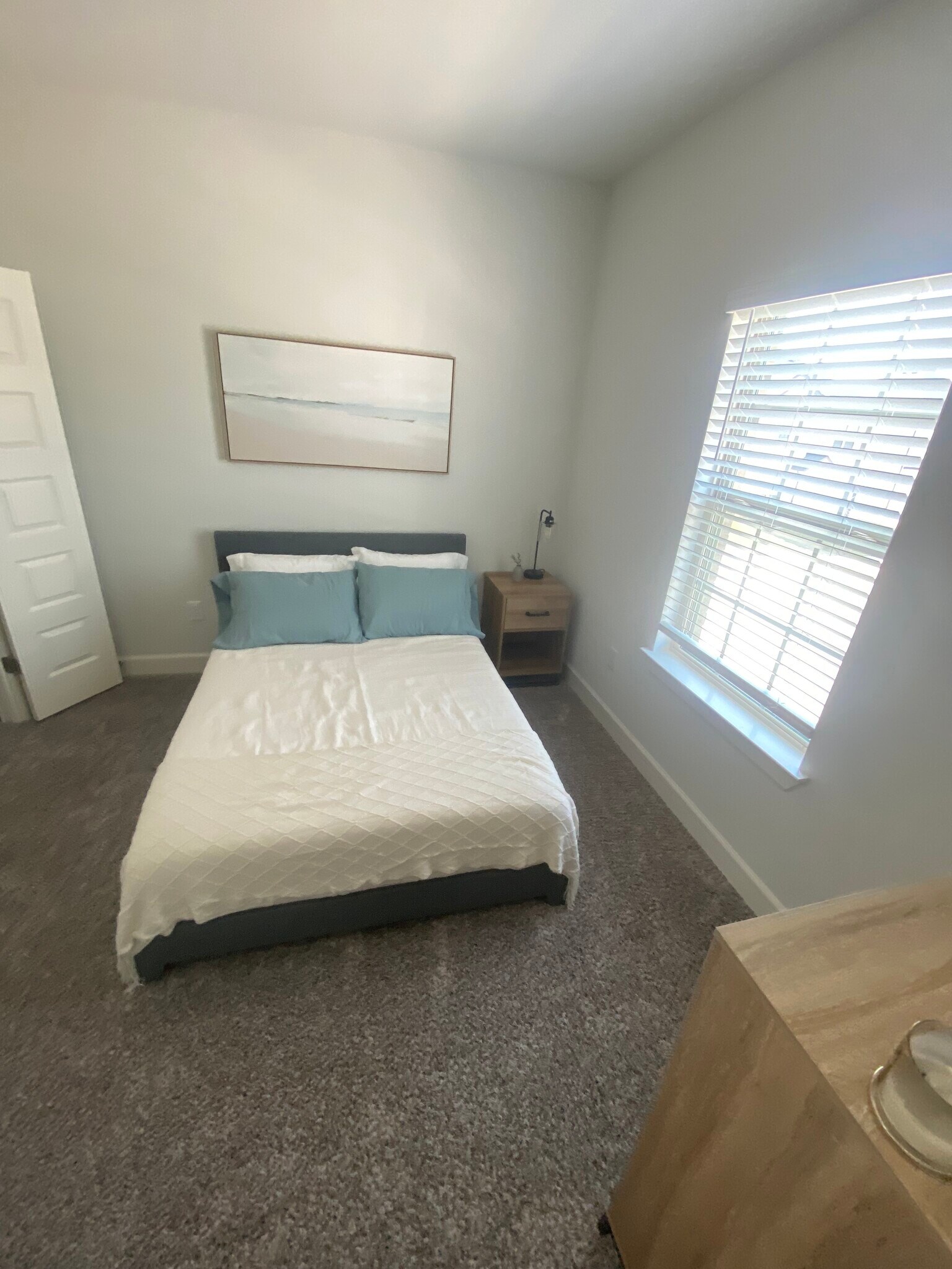 Building Photo - 2714 Sebring Cir