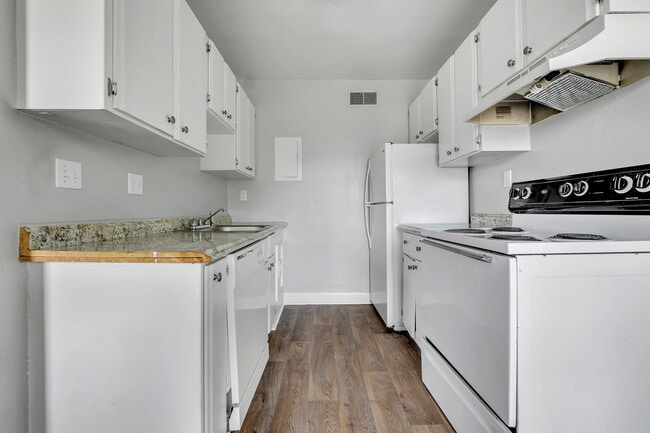 Floorplan - Great apartment near West Tennessee