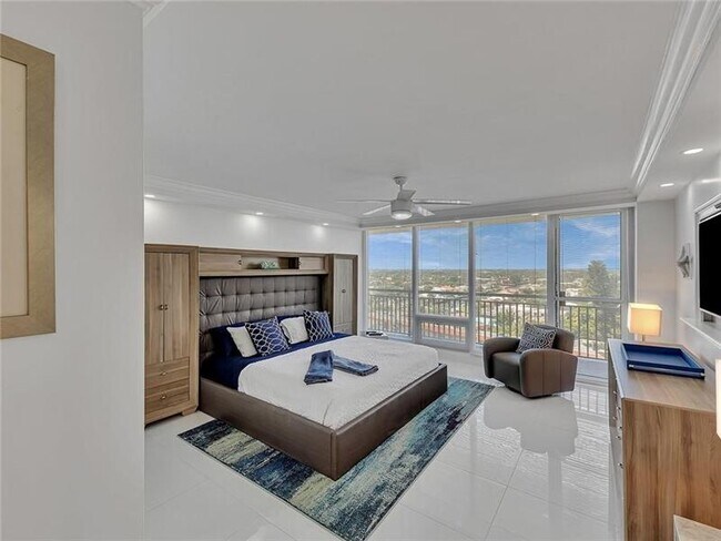 Building Photo - 4280 Galt Ocean Dr