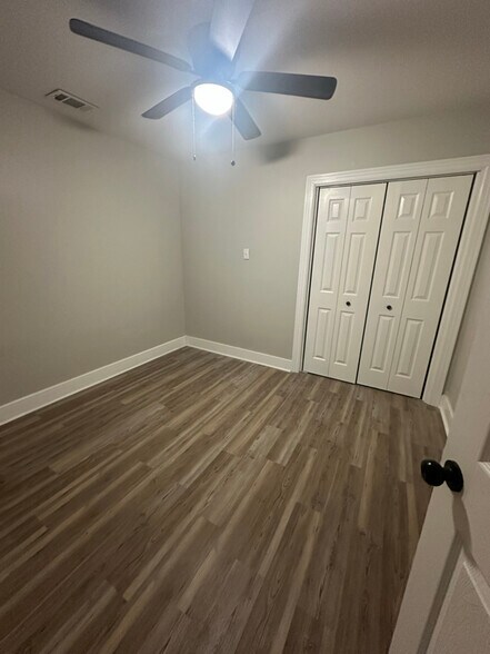 Building Photo - 1620 S Harrison St