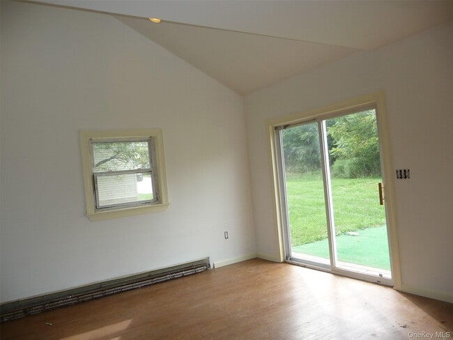 Building Photo - 67 Hulse Ave