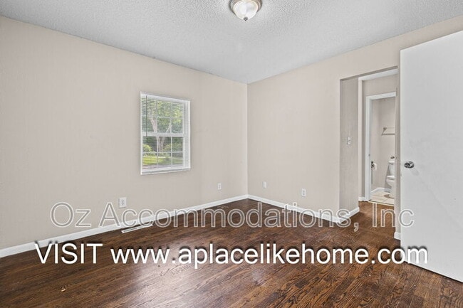Building Photo - 4934 Appleton Ave