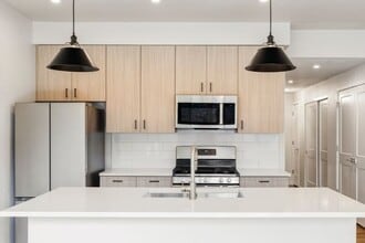 Building Photo - Logan Square Apartments