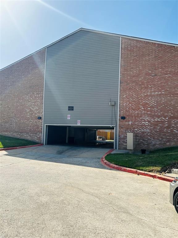 Building Photo - 1919 Place Rebecca Ln