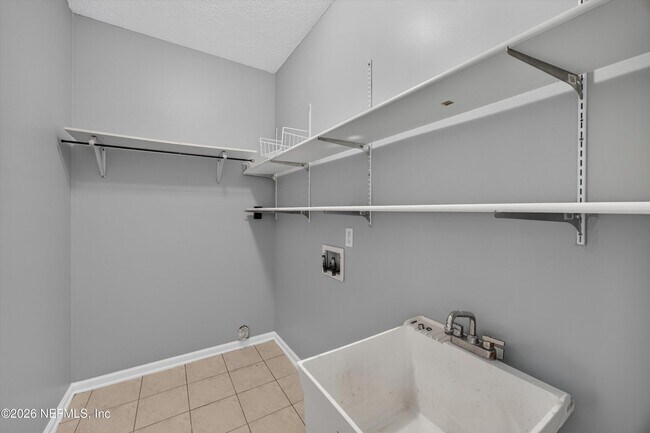 Building Photo - 470 Sparrow Branch Cir
