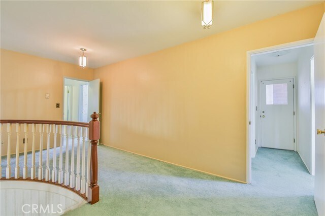 Building Photo - 3744 Pine Ave