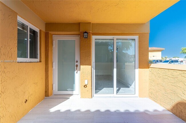 Building Photo - 13900 SW 65th Terrace