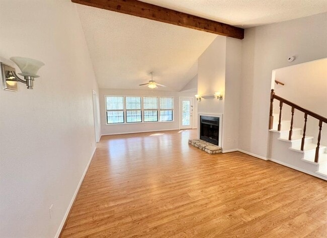 Building Photo - 233 FM 696