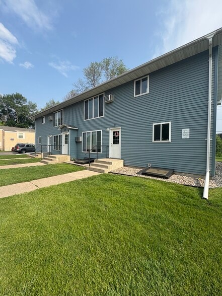 Building Photo - 119 E Welcome Ave