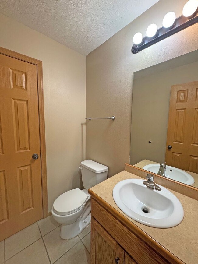 Building Photo - Watermill Cir Duplex