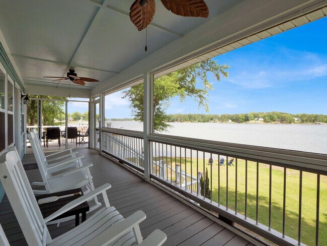 Building Photo - 1513 State Rd S-20-457