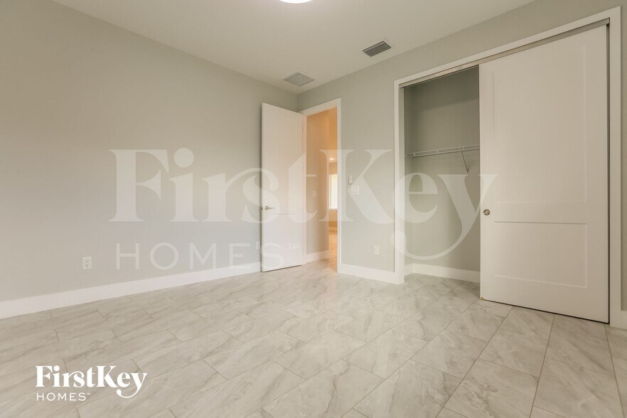 Building Photo - 4391 Cuthbert Ave