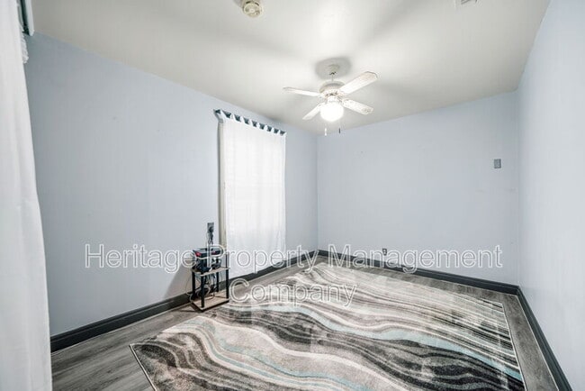 Building Photo - 6022 Castle Vw Dr