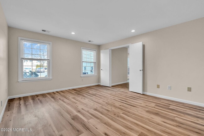 Building Photo - 435 Hancock Pl