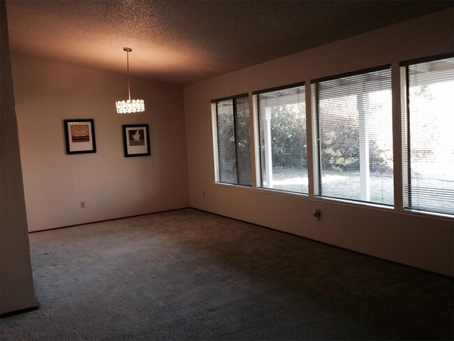Building Photo - 6965 Amberwick Way