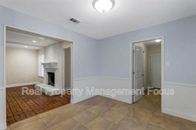 Building Photo - 14722 Overview Dr