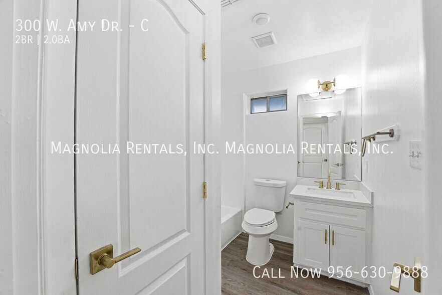 Building Photo - 300 W Amy Dr