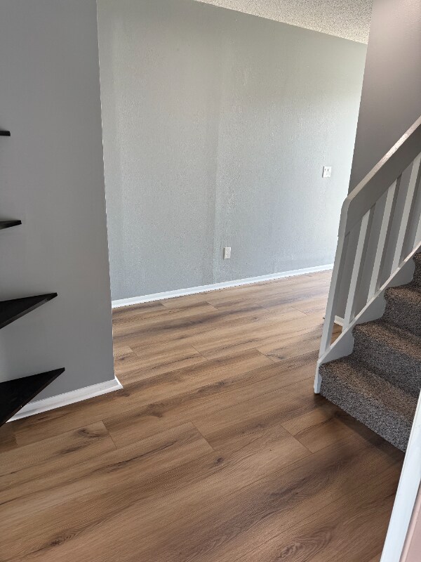 Building Photo - 8160 Egret Rd