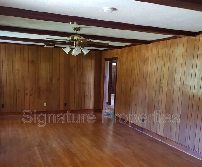 Building Photo - 7285 Beulah Church Rd