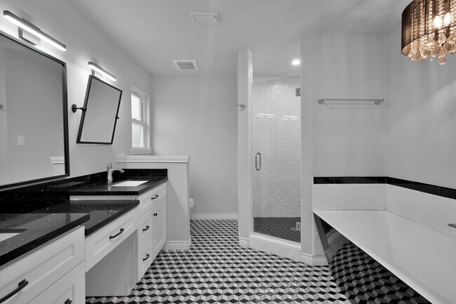 Building Photo - 2806 Triway Ln