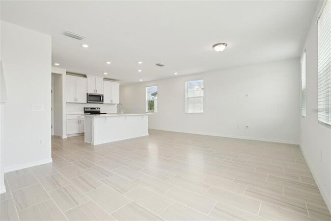 Building Photo - 16430 Bird of Paradise Ave