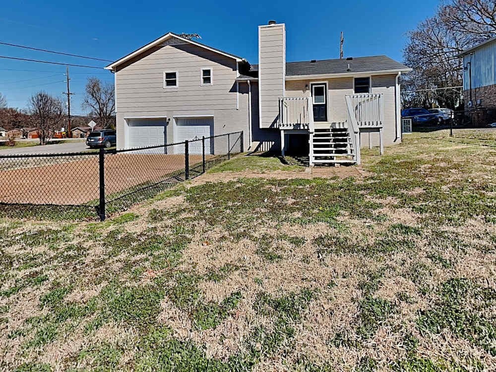 Building Photo - 3837 Buena Vista Pike