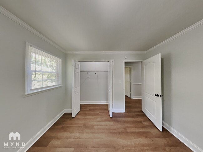 Building Photo - 340 12th St SW