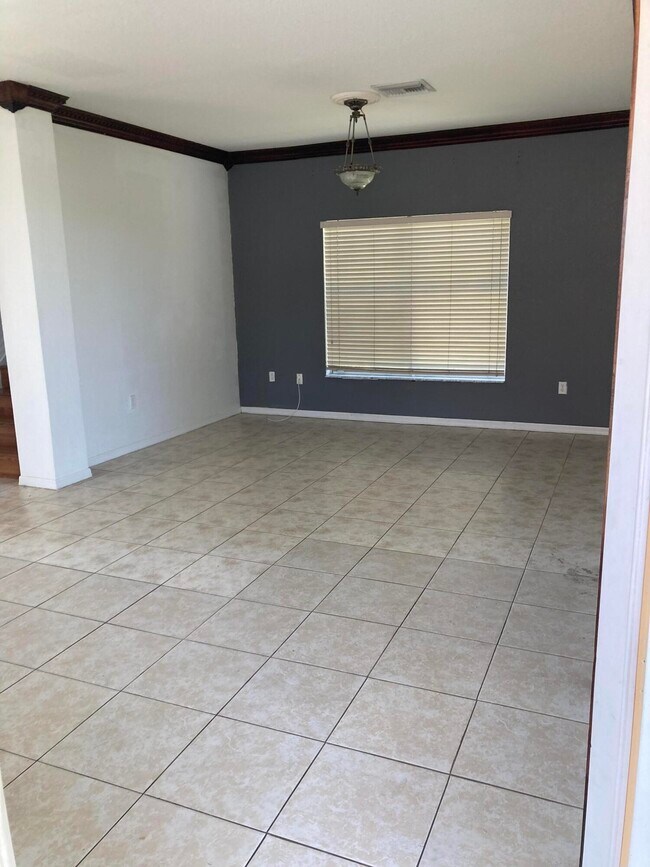 Building Photo - 1098 Winding Rose Way