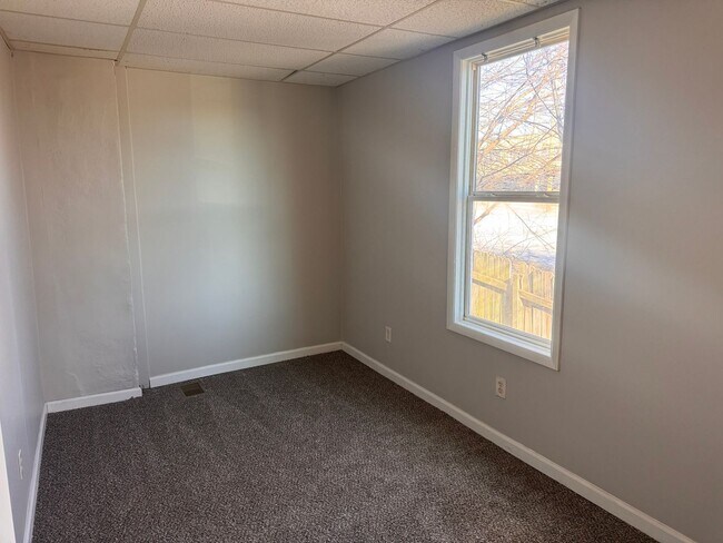 Building Photo - 2102-2104 Messanie St.