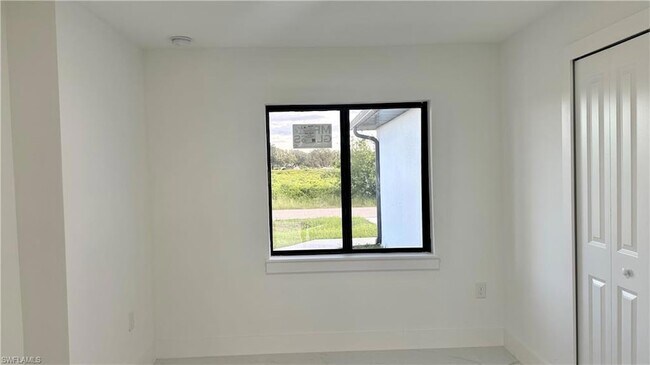 Building Photo - 4105 East 15th Street