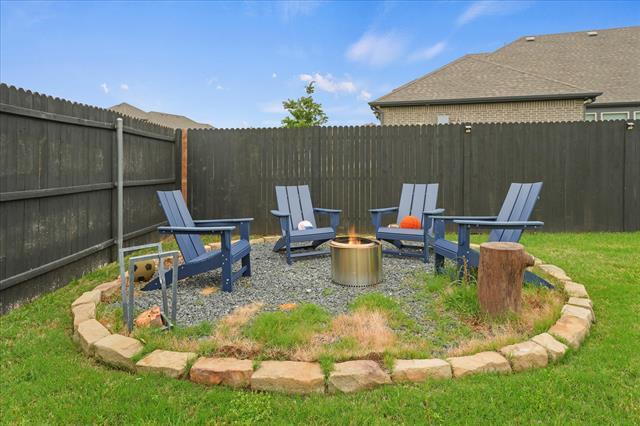 Building Photo - 1641 Irene Dr