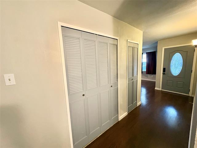 Building Photo - 937 Harvest Glen Dr