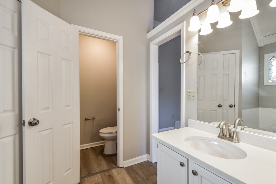 Building Photo - 4760 Harvest Knoll Cove N