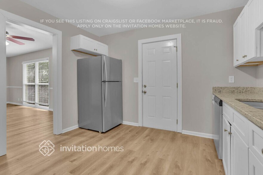 Building Photo - 574 Stonewood Dr