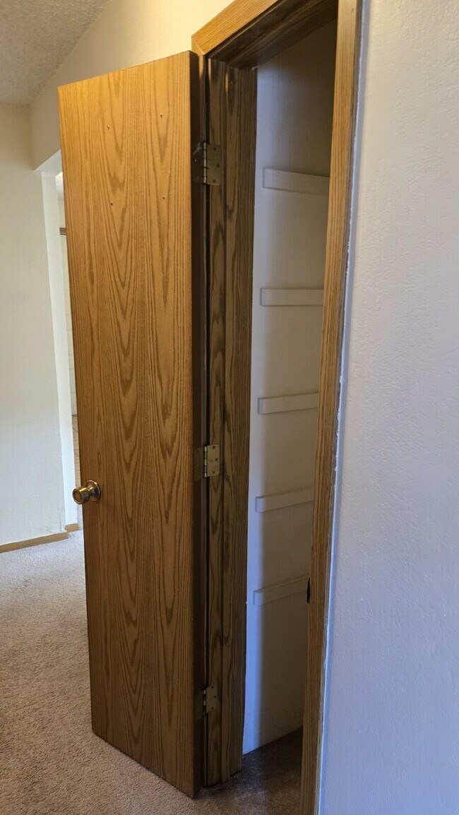 Building Photo - 8635 Clay St