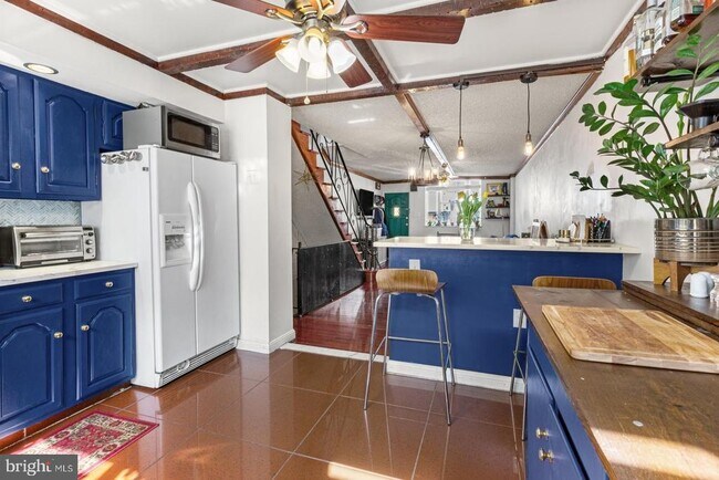 Building Photo - 808 Sears St