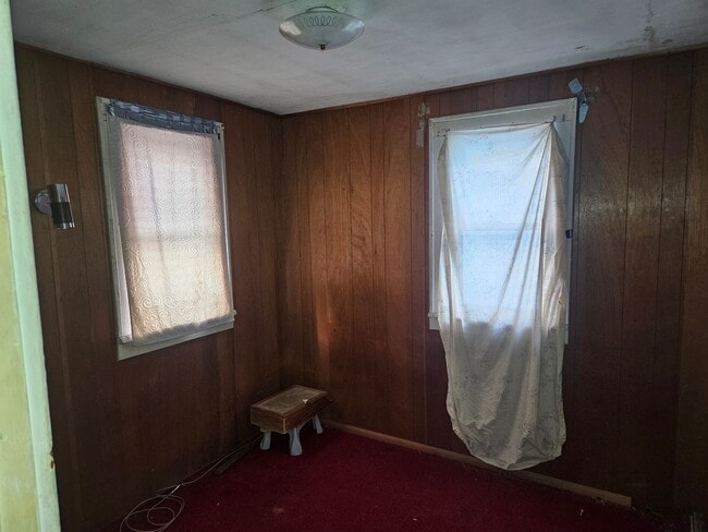 Building Photo - 2424 Broadway St