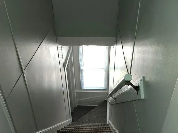 Building Photo - 3202 Caledonia St