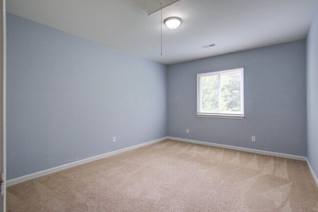 Building Photo - 1506 Ventura Pl