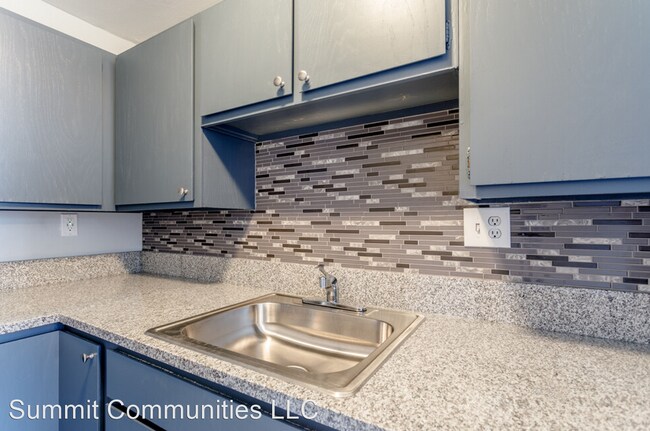 Building Photo - 2 br, 1.5 bath Apartment - 506 16th St
