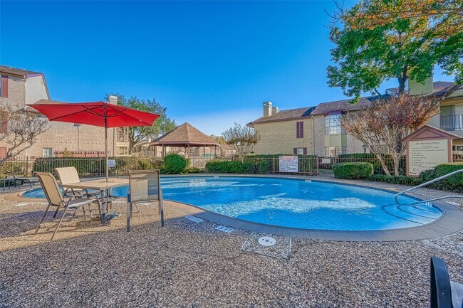 Building Photo - 2120 El Paseo St