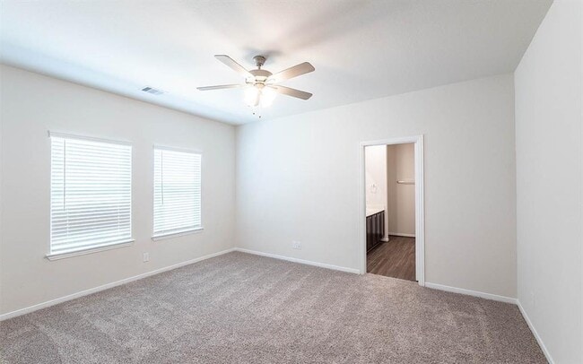 Building Photo - 1310 Ponderosa Pne Dr