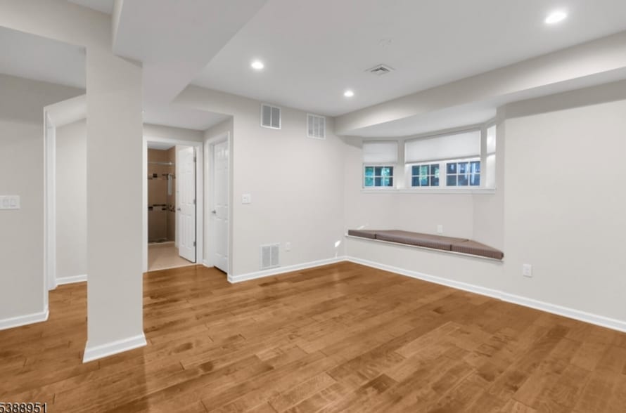 Building Photo - 22 Honeyman Rd