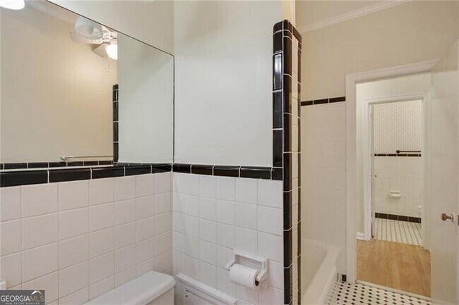 Building Photo - 430 Lindbergh Drive NE