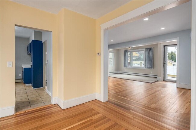 Building Photo - 41 Berwick Ln