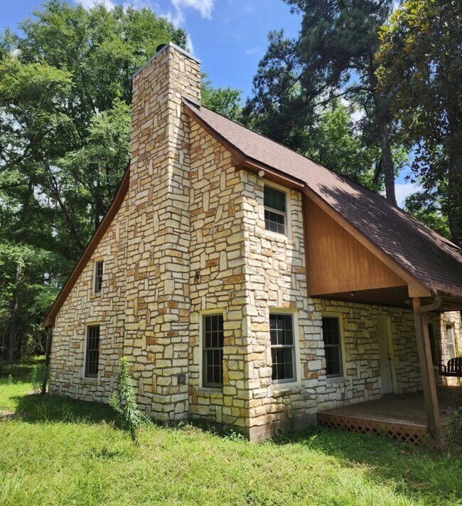 Building Photo - 2018 FM 1486 Rd