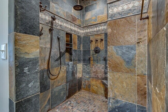 Building Photo - 756 Rolling Fork Dr