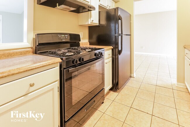 Building Photo - 1325 Ironwood Ct